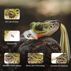Lure with weedless hooks gliding through weeds