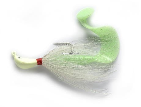 Pucci PFJ12GLOW Bucktail Flash lure glows to attract target fish in low light conditions