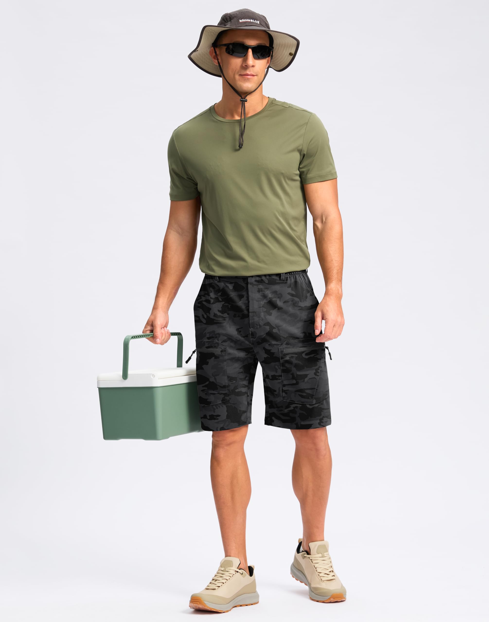 Pudolla multi-pocket cargo shorts showing practical pockets in action
