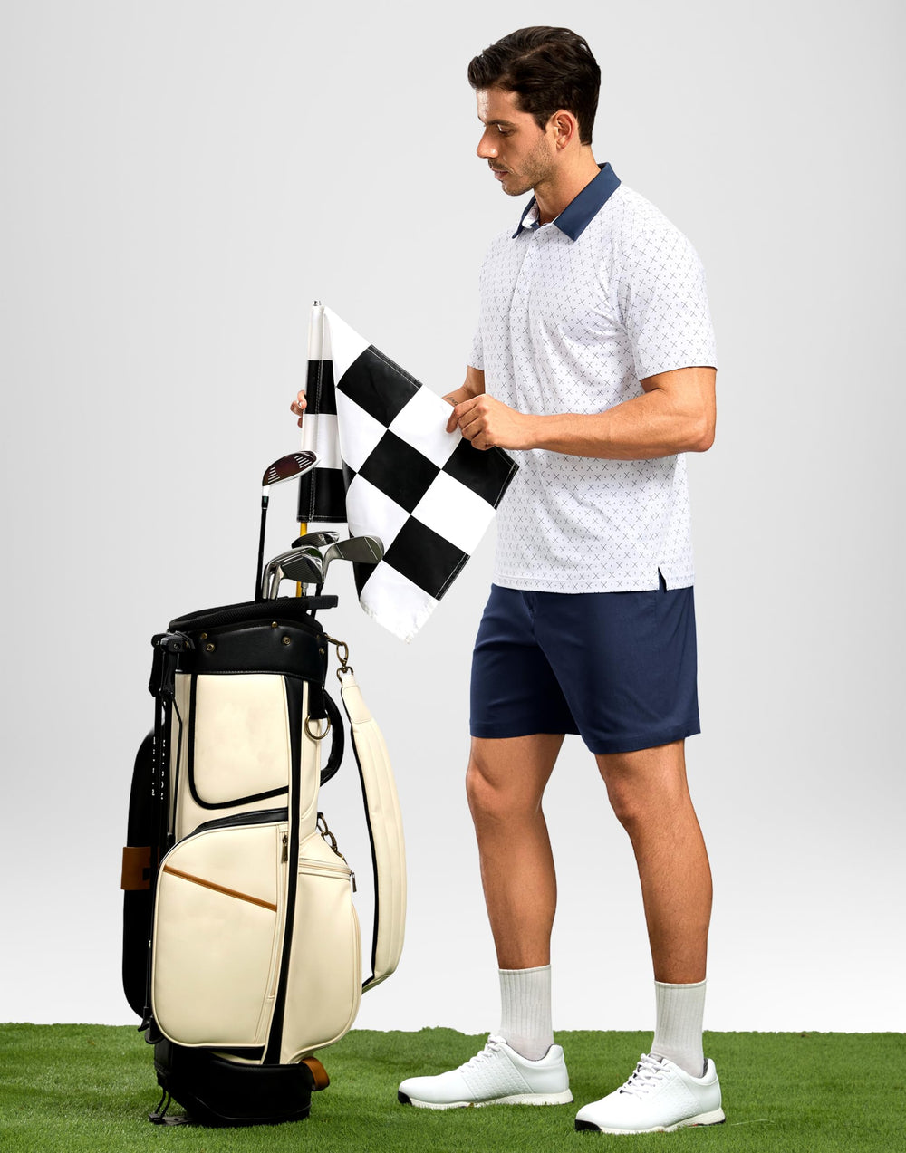 Pudolla navy-blue shorts side seam highlighting 4-way stretch for freedom of movement
