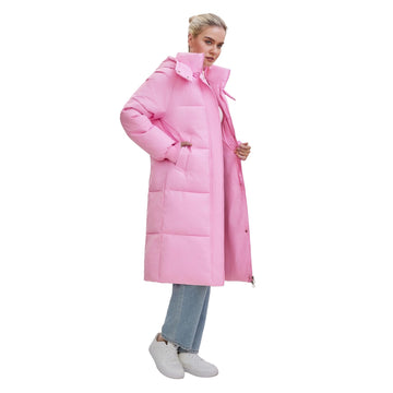 PUFFIT deep outer pockets securely hold essentials during outdoor activities