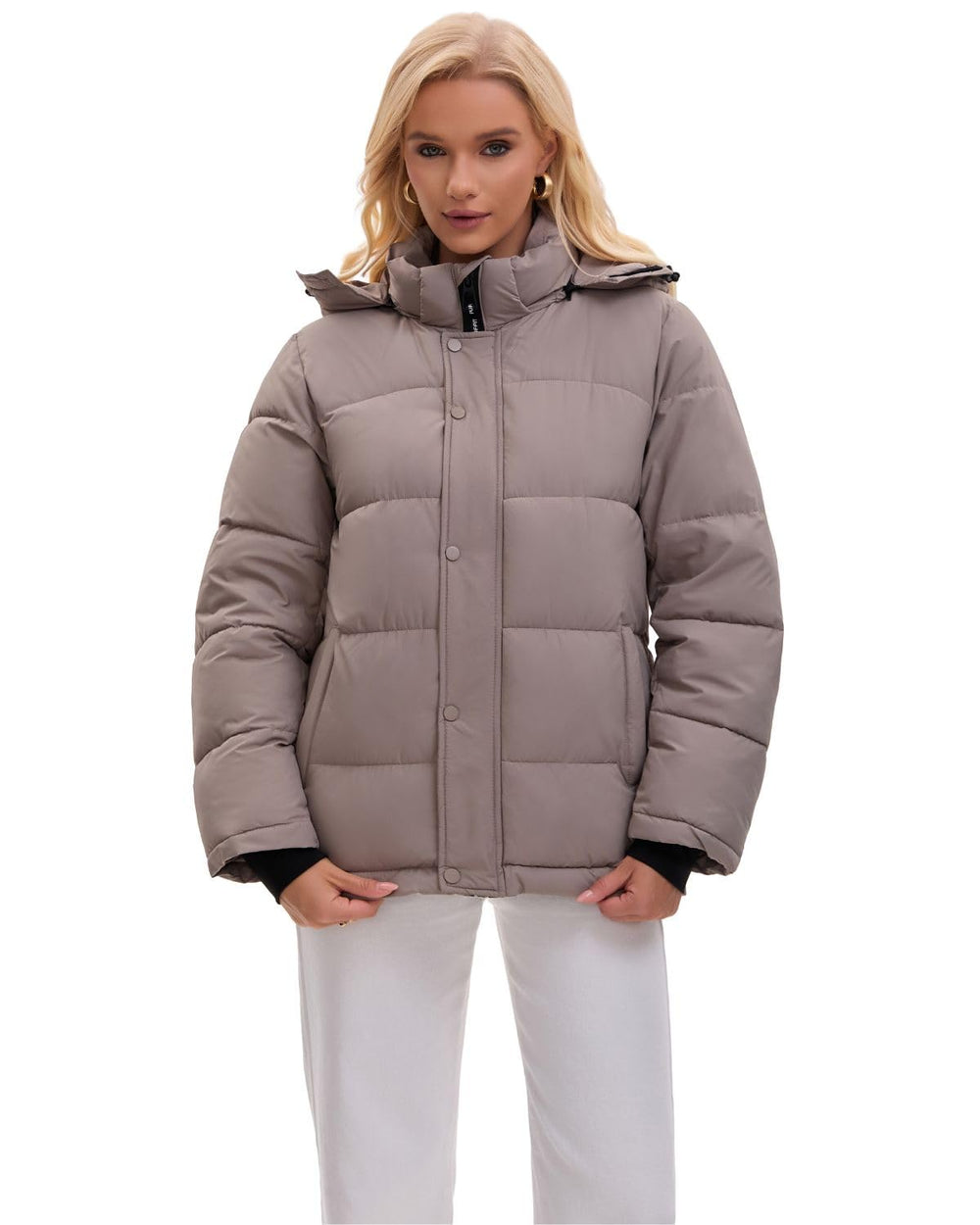 PUFFIT warmth and insulation close-up highlights double-layer windproof cuffs and snug fit.