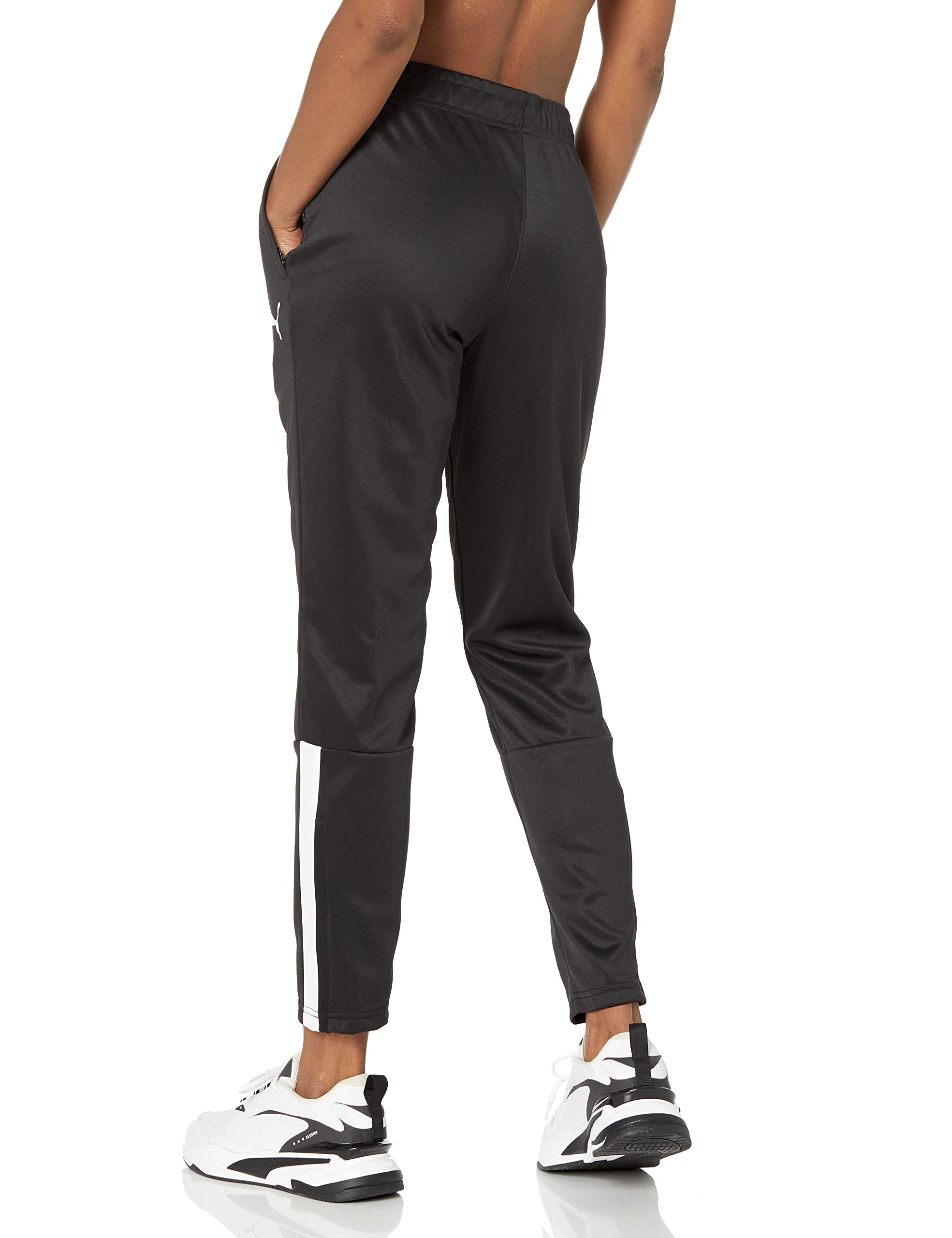 PUMA Teamliga training pants front view with zip pockets for secure storage during training.