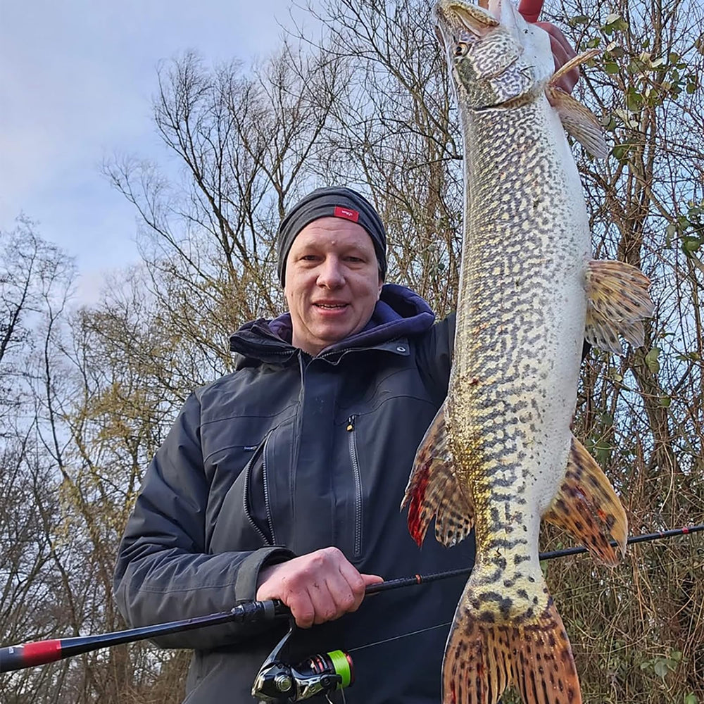 Lightweight soft baits on PureLure Seabed Light Rod for sensitive bites