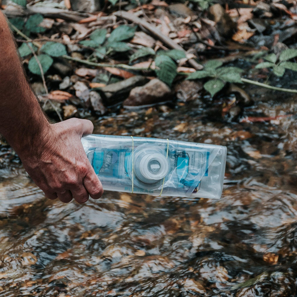 Puribag shake-and-wait purification; simple five-minute shake for clearer water