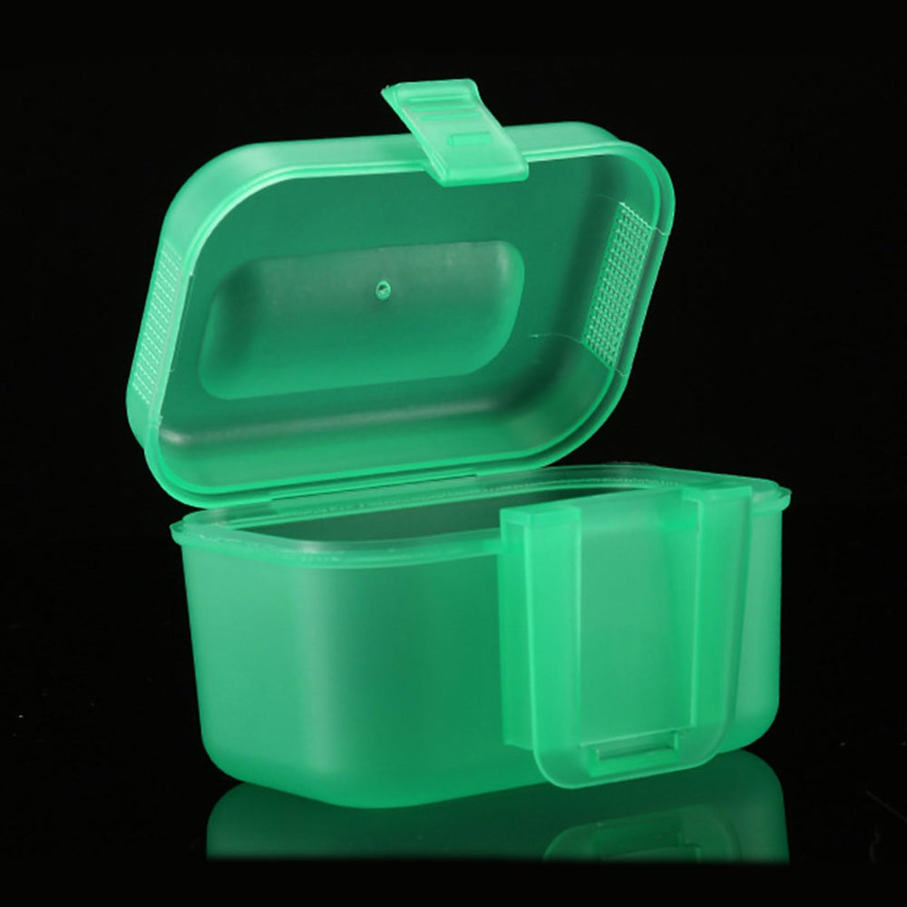 One live baits holder included in package