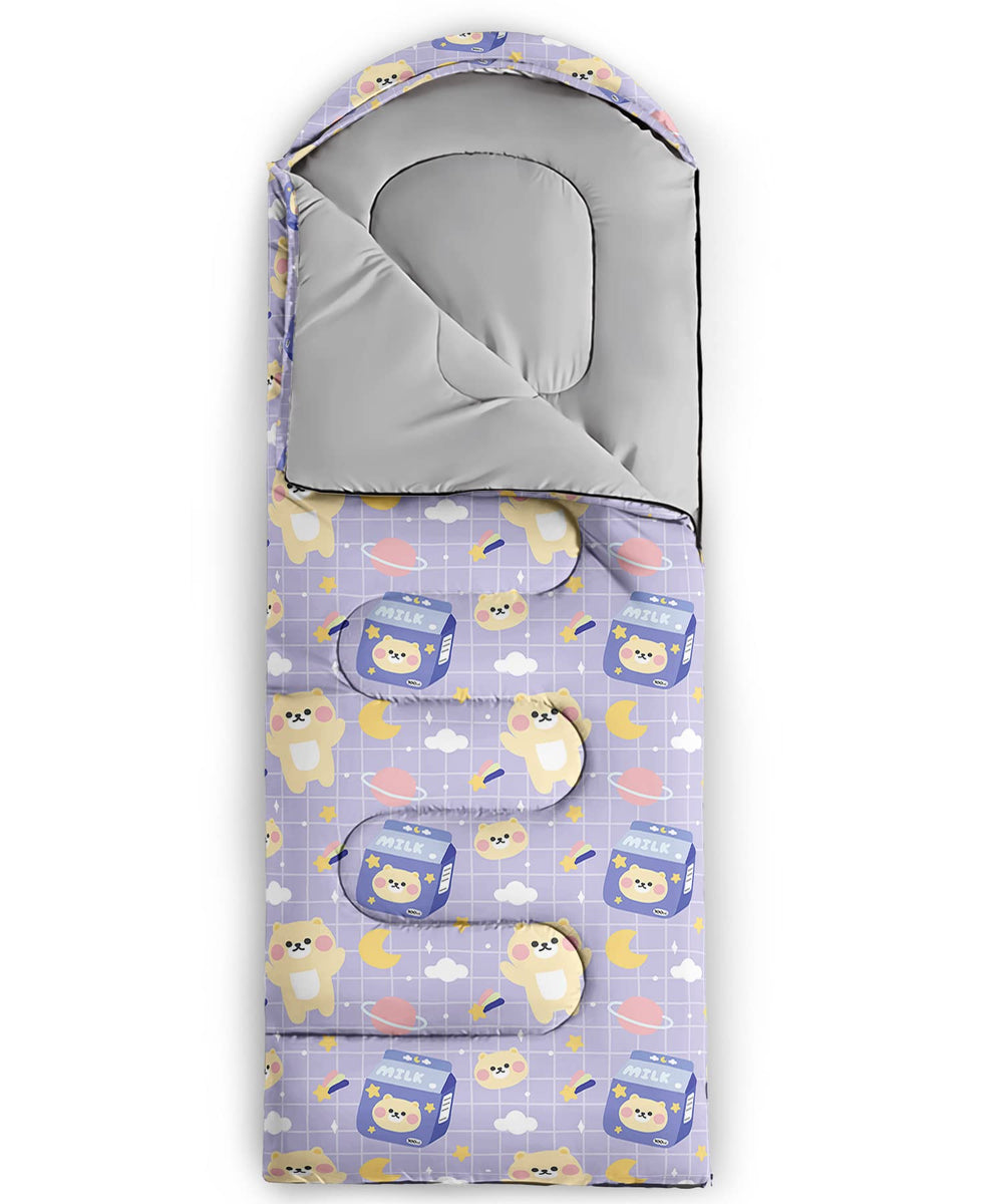 QOOMO Kawaii sleeping bag hood drawstring enhances warmth retention.