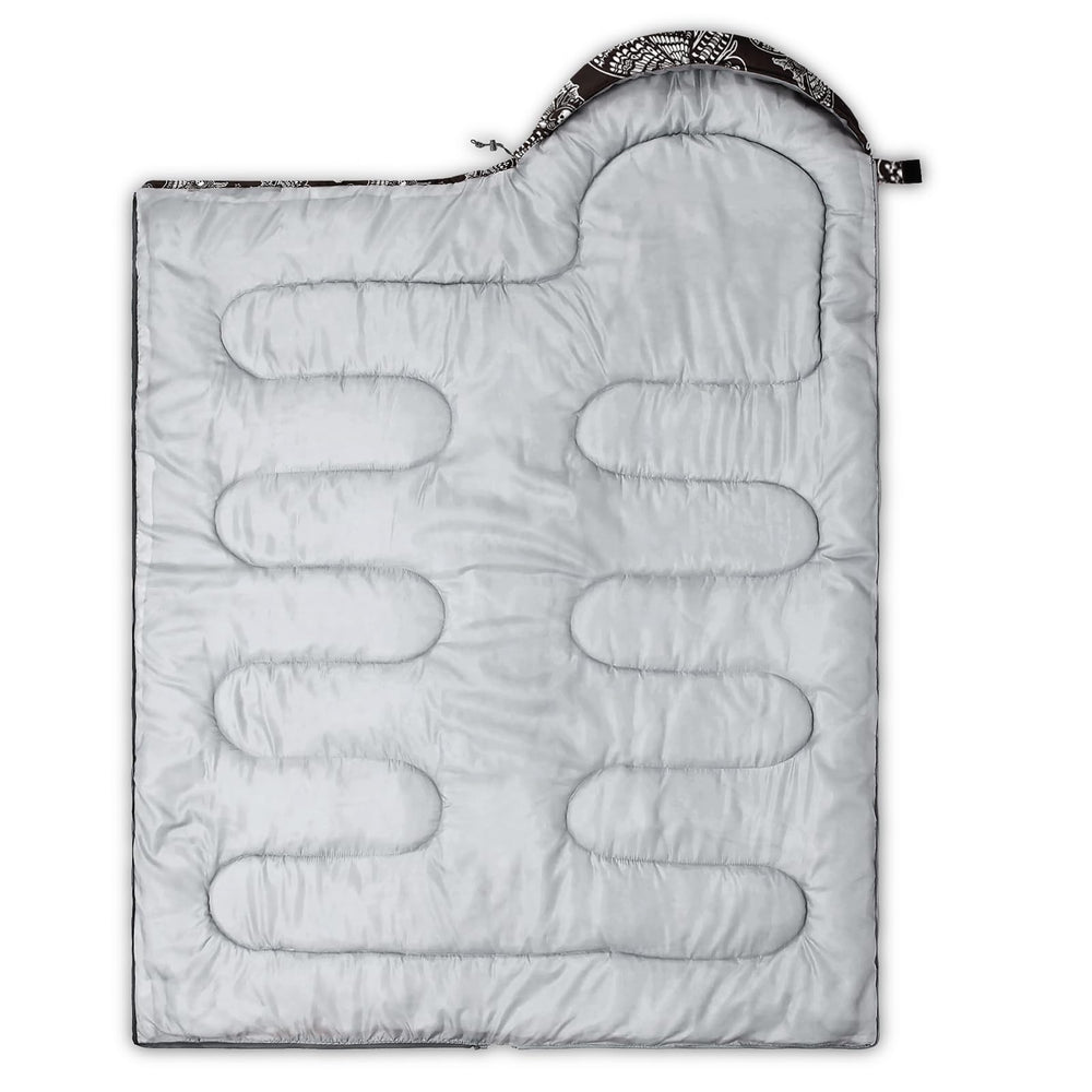 QOOMO lightweight 3 lb sleeping bag for easy travel