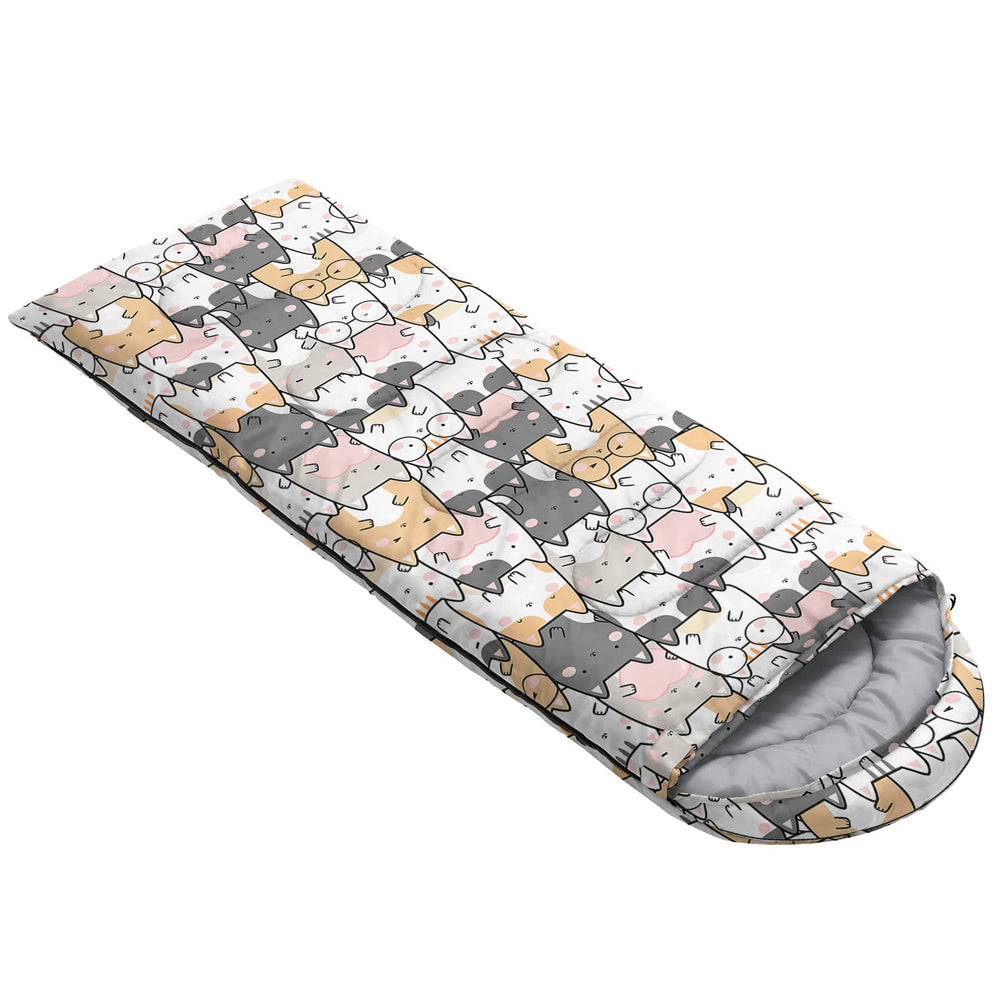QOOMO Waterproof outdoor sleeping bag material resists dampness.