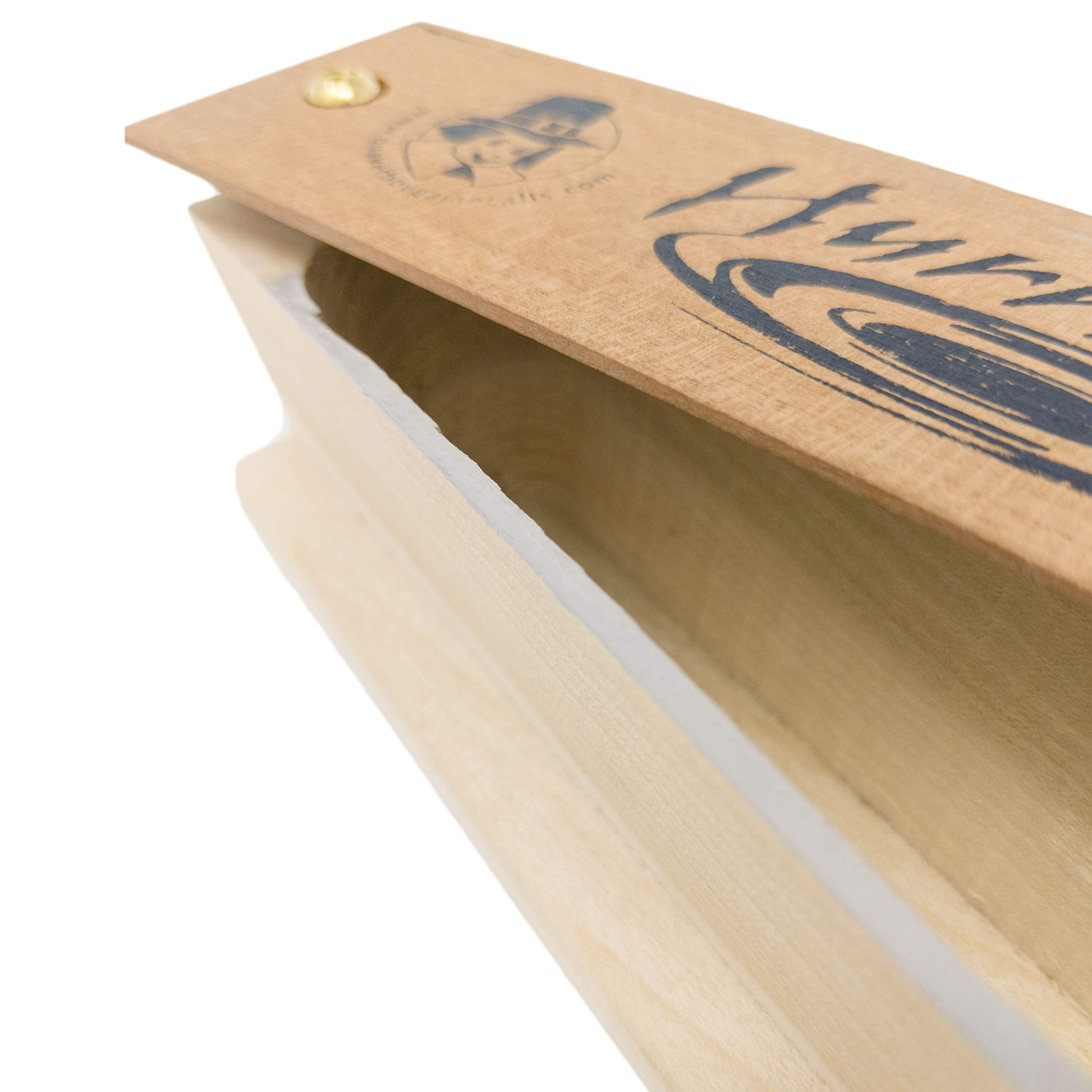 Quaker Boy Hurricane box call two-sided design offers versatile field tones.