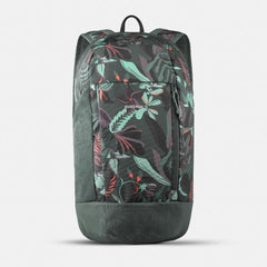 Quechua NH100 main compartment zipper, secure storage during active days