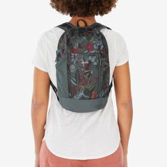 Quechua NH100 side pocket with water bottle, convenient hydration on the go