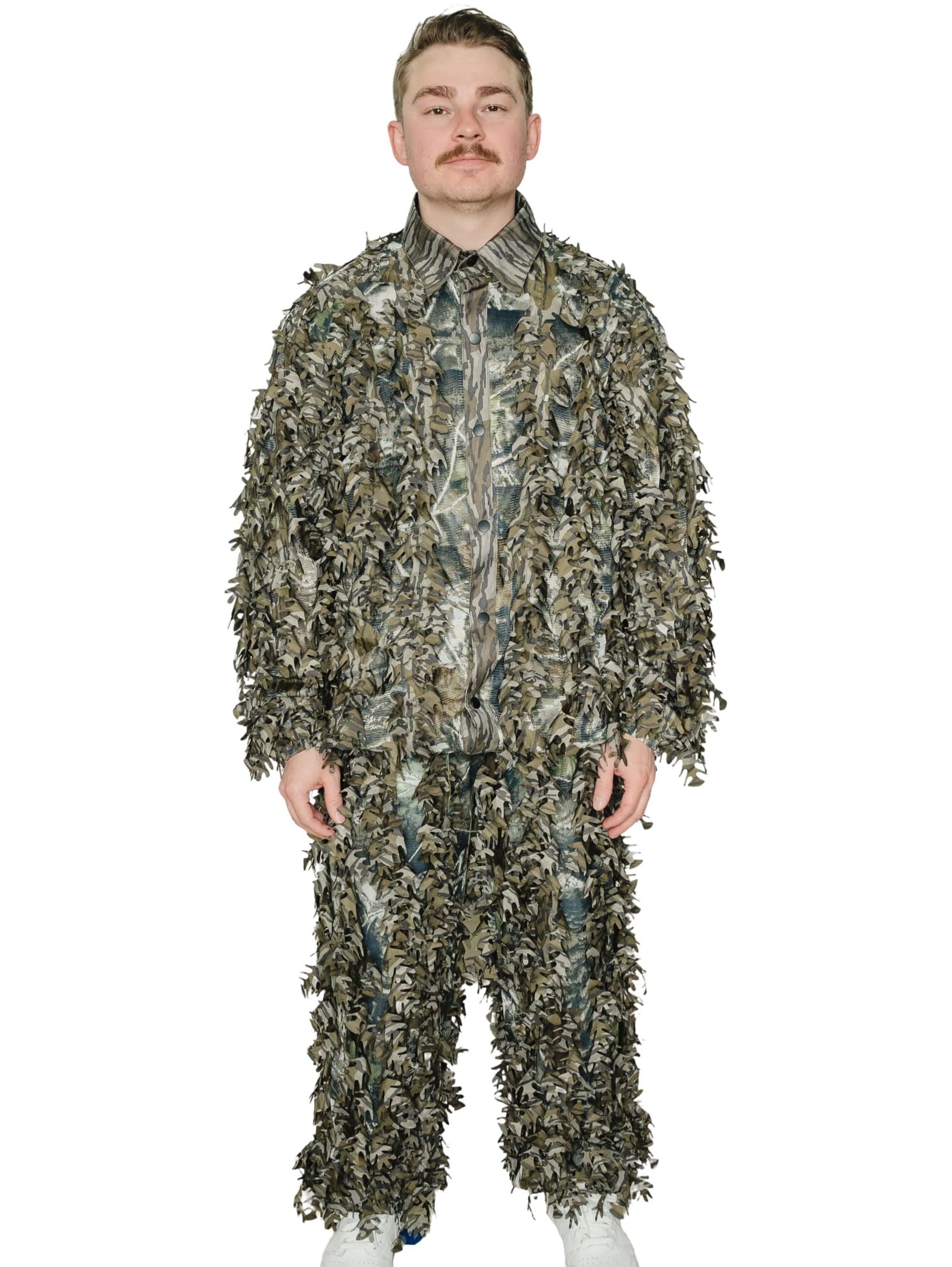 QuikCamo 3D Leafy Suit camouflage detail with over 1000 leaves for versatile terrain blending.