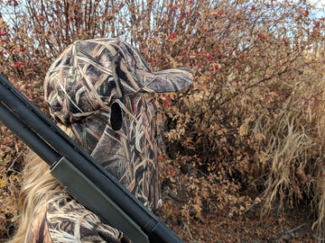 QuikCamo adjustable Velcro closure offers a secure, customizable fit