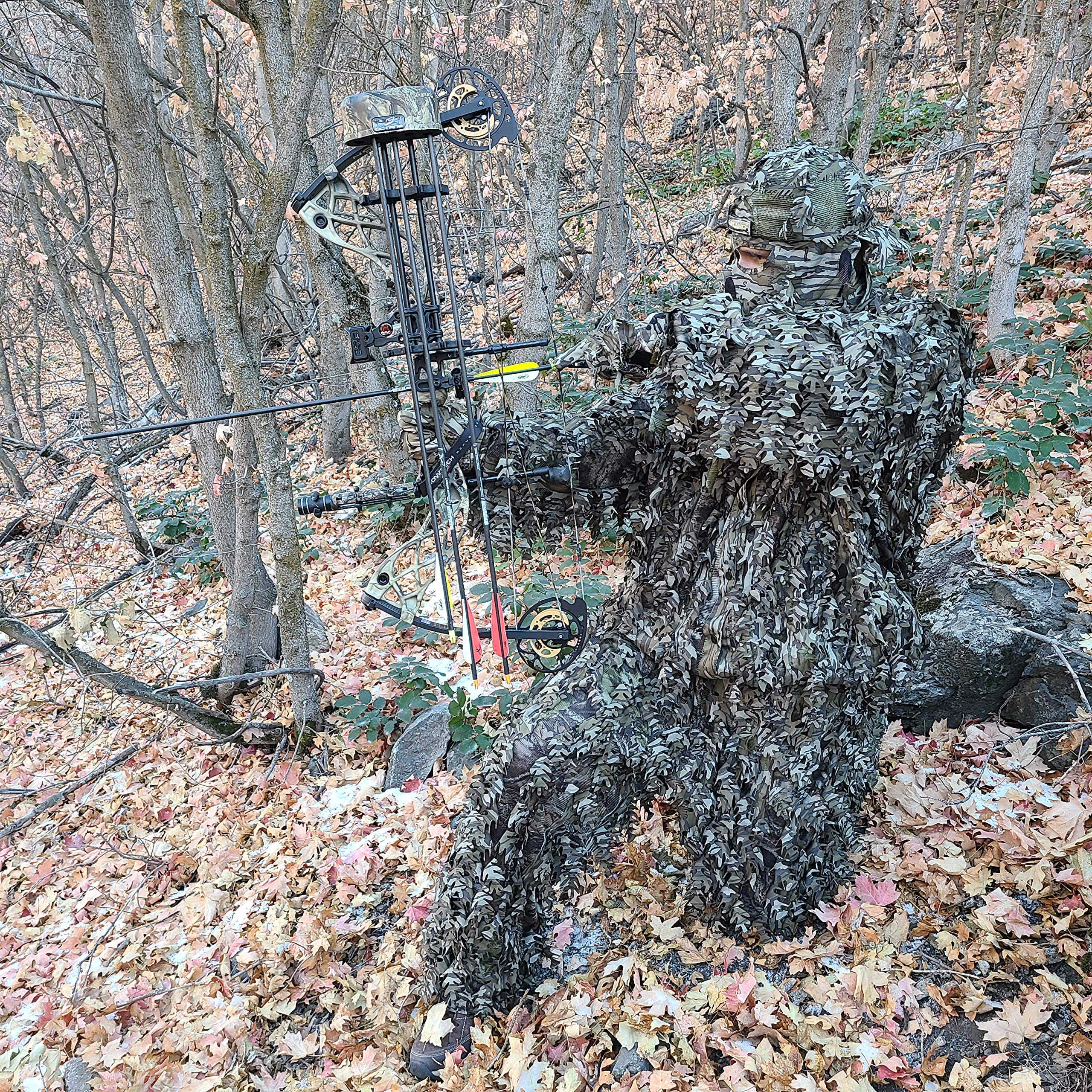 QuikCamo Mossy Oak Break-Up quick-dry fabric for moisture-wicking comfort.