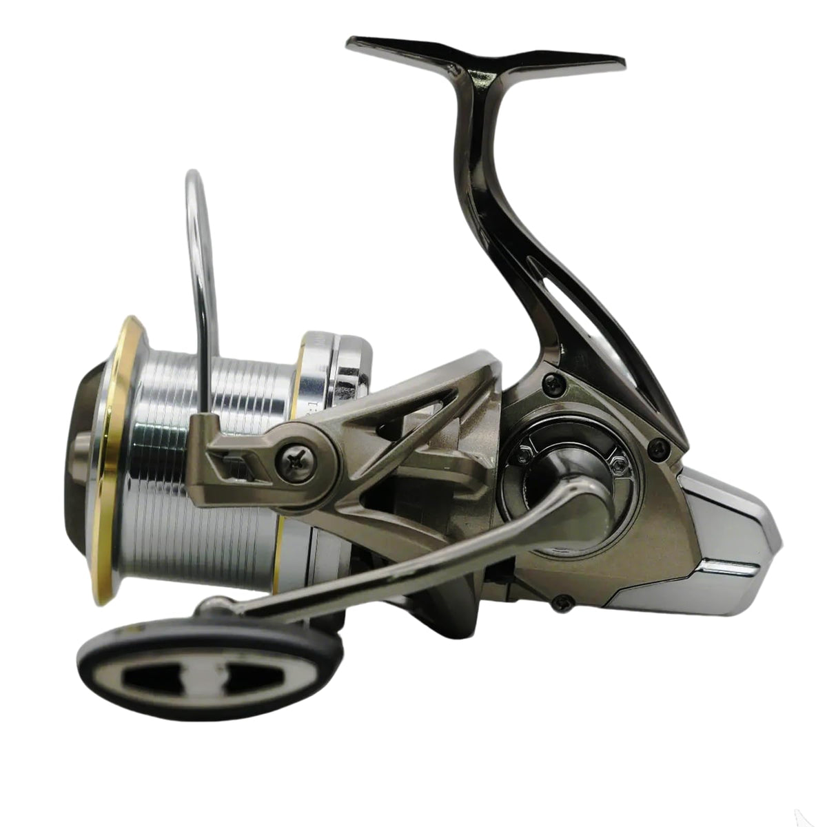 QUORELYNX reel drag system with six discs for smooth, strong stopping power.