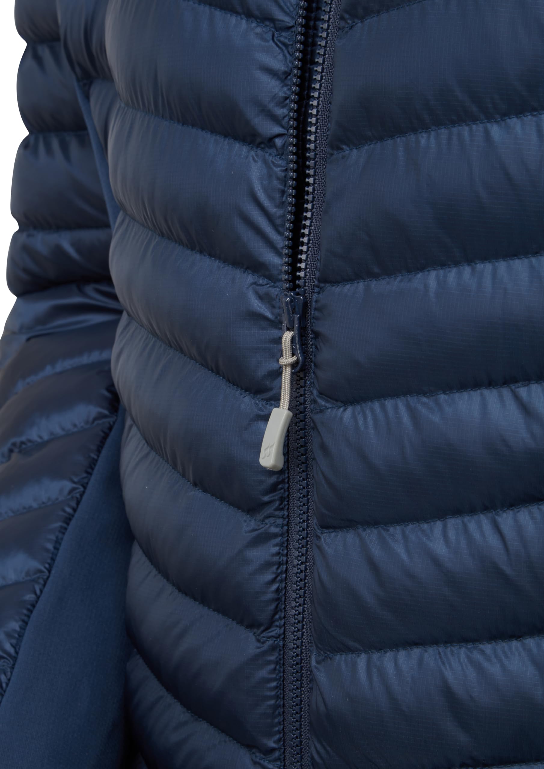 Rab Cirrus Flex zipper detail showcases smooth YKK Vislon operation
