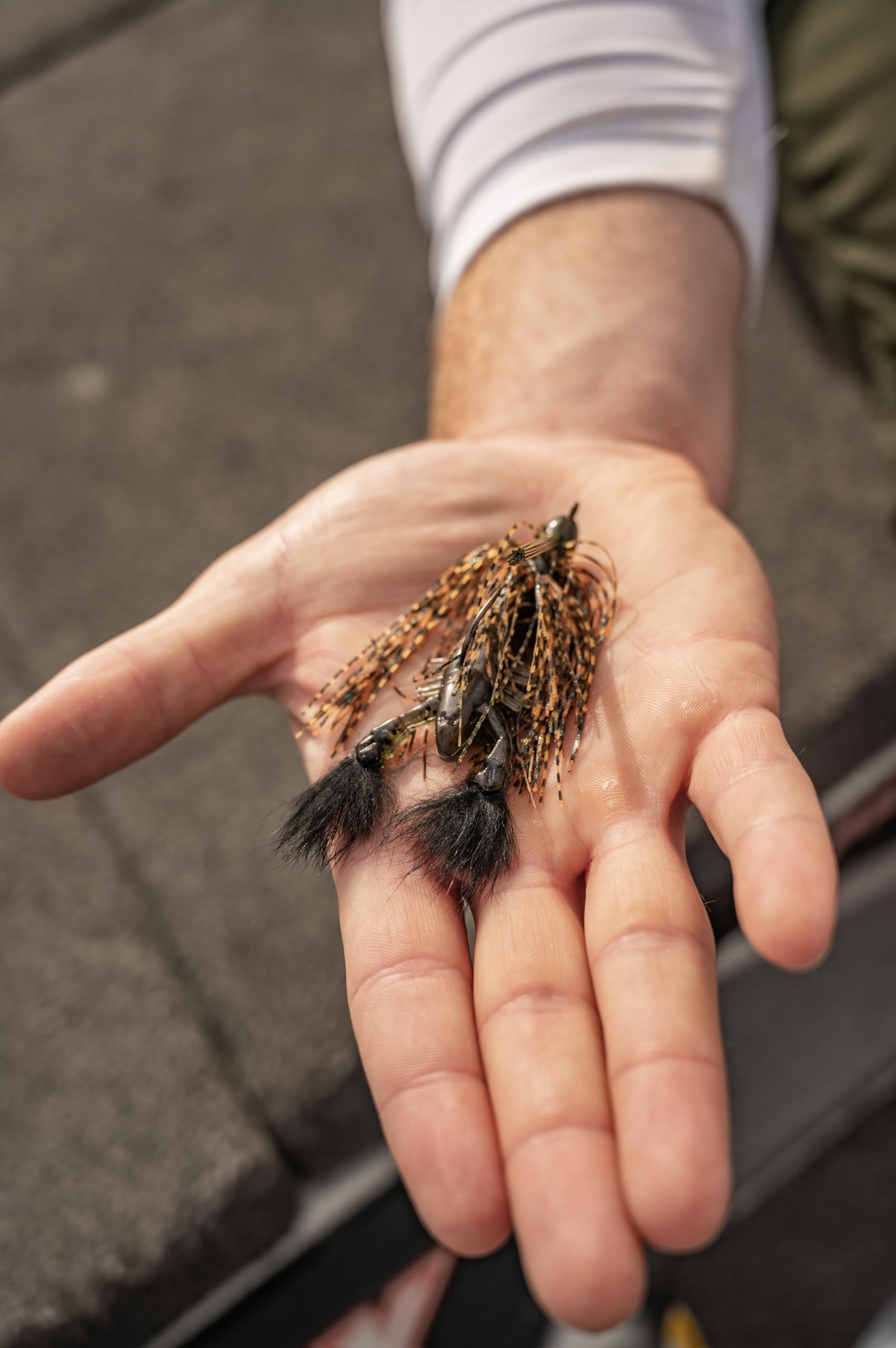 Rabid Baits Rabid Craw packaging reveals four 3 inch craw baits per pack.