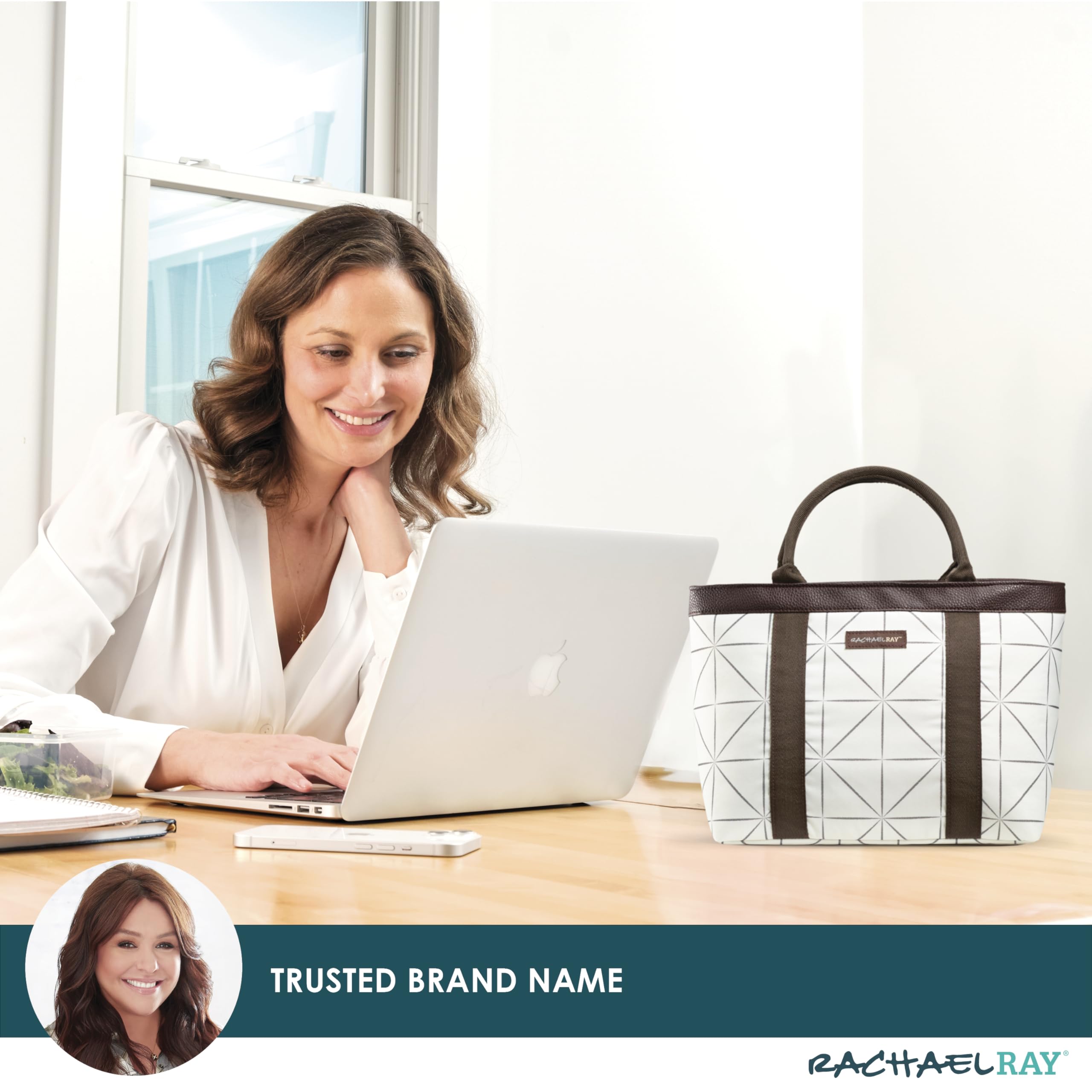 Rachael Ray Chillout heat welded seams prevent leaks during travel and picnics.