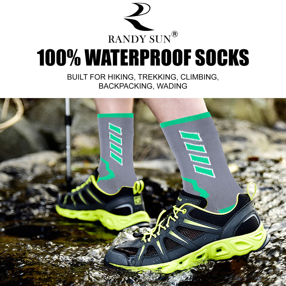 RANDY SUN Dry Socks smooth-toe-seam reduces irritation for everyday wear and high-impact activities.