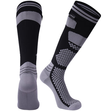 RANDY SUN waterproof breathable knee-high grey-black main image shows dry feet on rugged trails