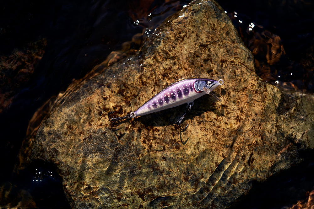 Rapala Countdown Elite 55 Gilded Iwana running-depth: target specific depths with controlled sinking action.