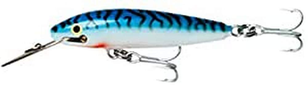 The Rapala Countdown Magnum 14 Silver Mackerel lure offers slow-sinking action for depth control.