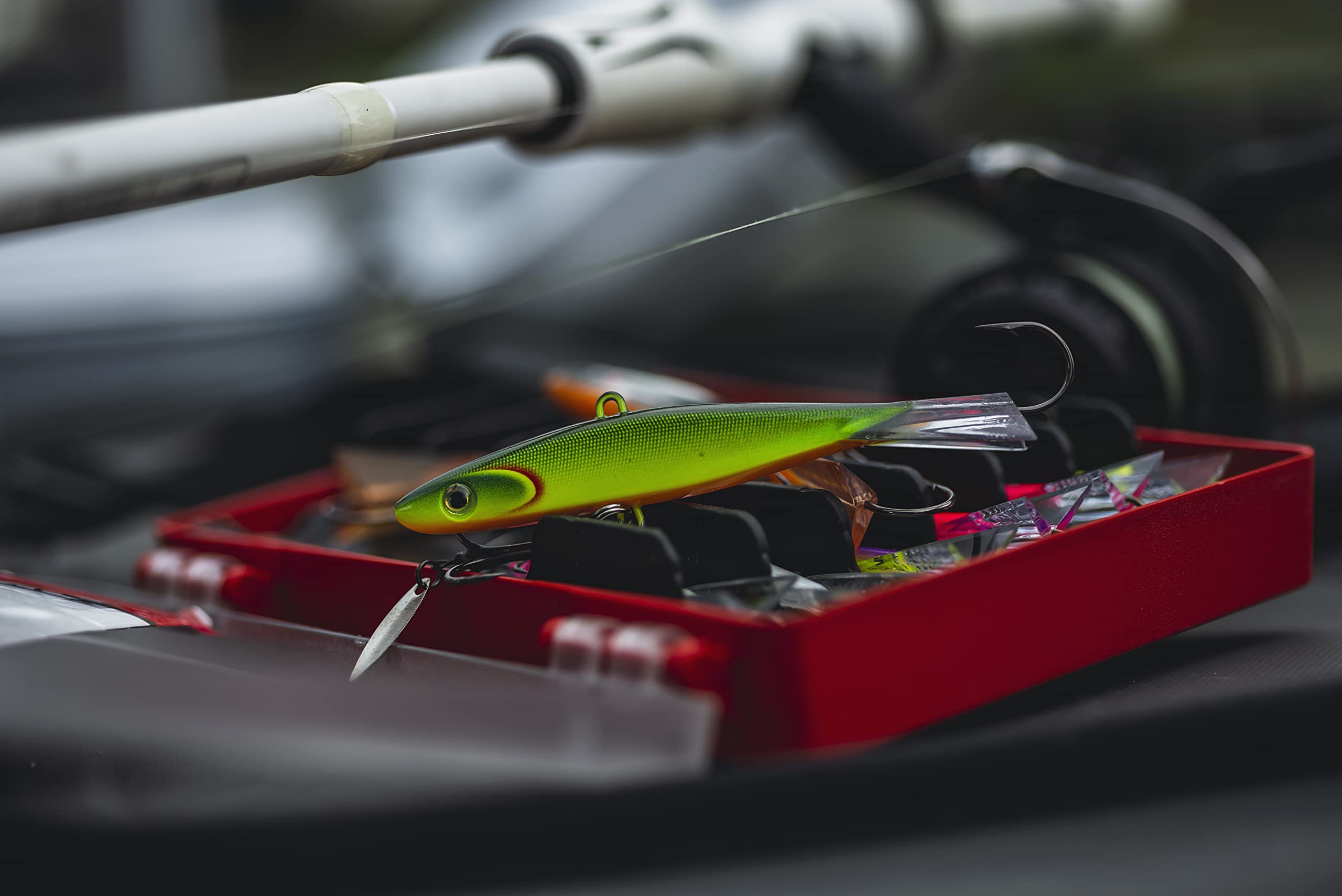 Shadow Rap fast drop profile targeting deeper fish