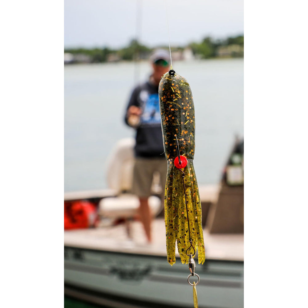 Rapid Hook-All Red Standard Edition keeps bait secure on jigs and lures for reduced adjustments.