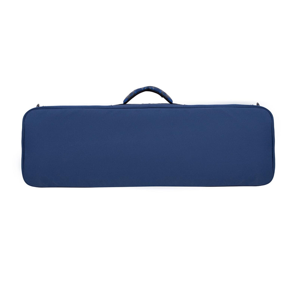 Raprance shoulder strap and handle provide comfortable travel and long-journey support.