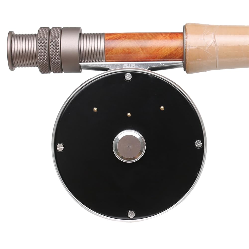 Raprance Vintage Classic Fly Reel lightweight aluminum for easy portability.