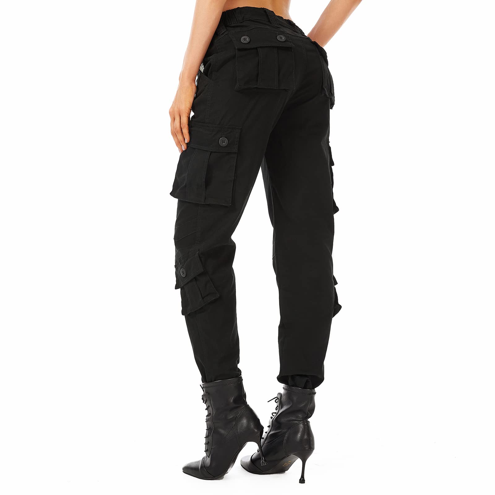 Raroauf work cargo pants belt area detail emphasizes secure waist fit