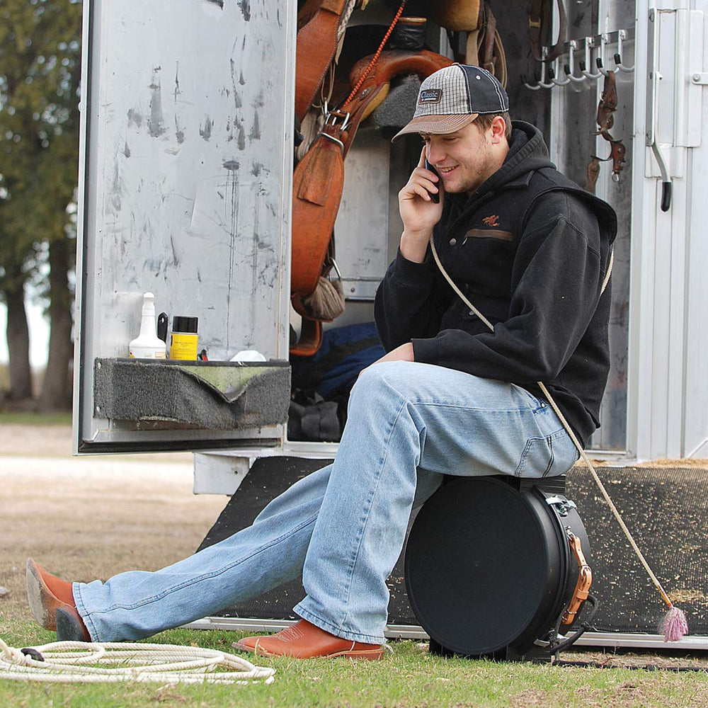 Rattler Rope Can waterproof-lid protects gear in wet conditions.