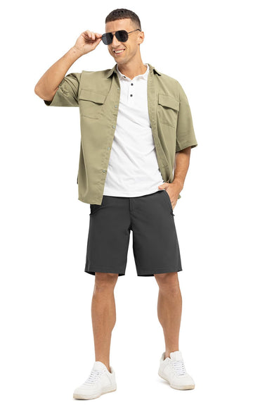 Rdruko shorts in action outdoors showing versatile wear.