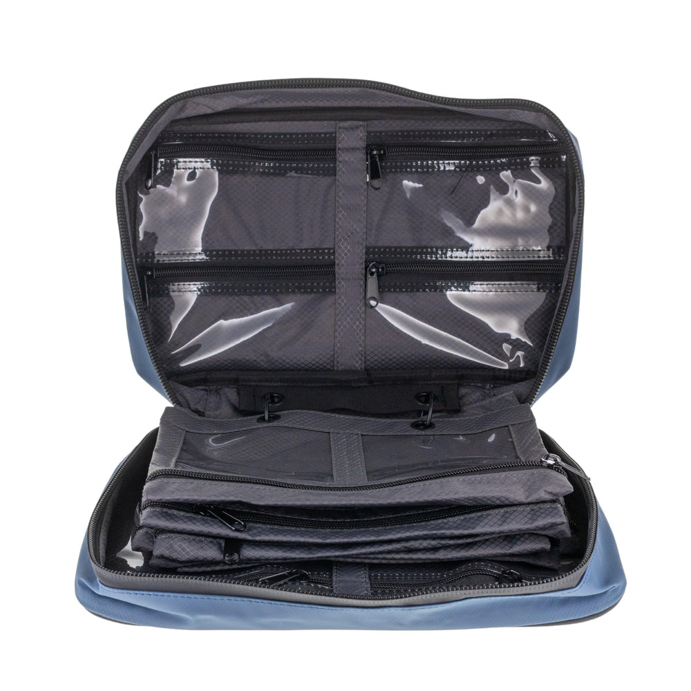 Reaction Tackle Deluxe bait binder durable materials resist splashes and wear.