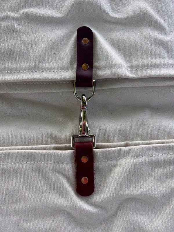Hunting and survival trips feel supported by Read's authentic canvas bedroll.