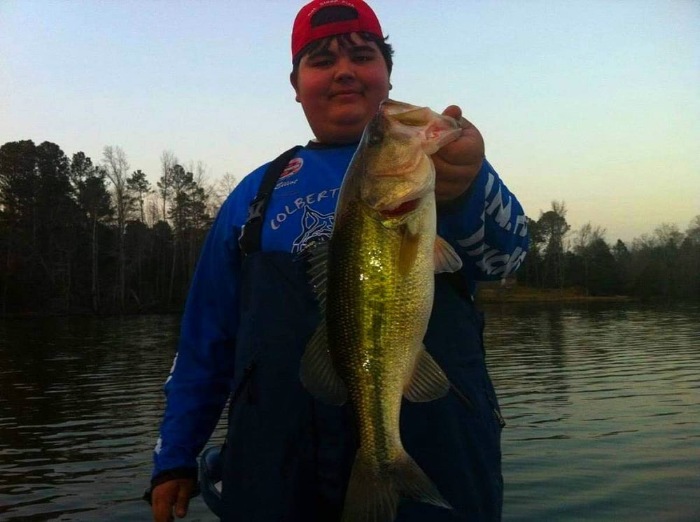 REAL FISH Pack of 10 hooks displayed for versatile freshwater setups.