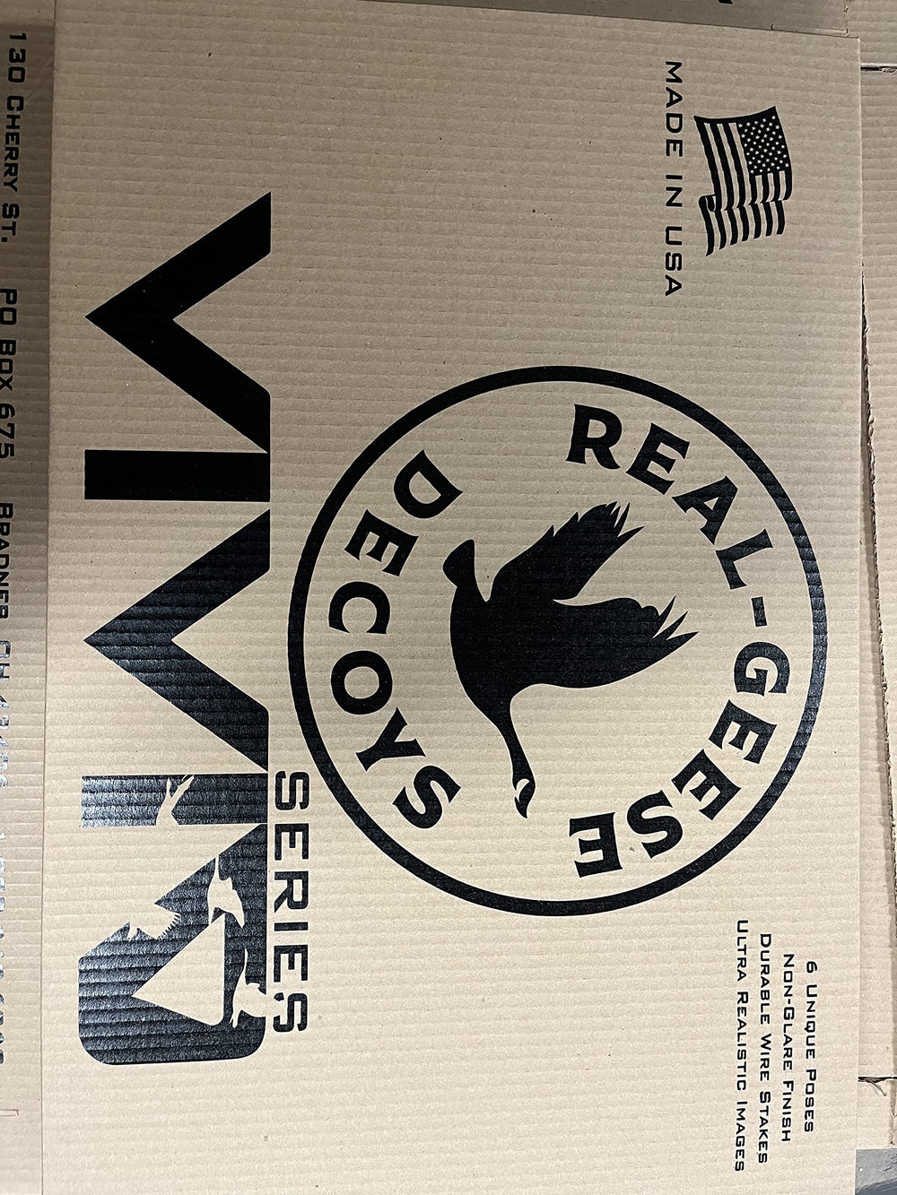 Real-Geese Vivid Series non-glare coating reduces shine in bright conditions.