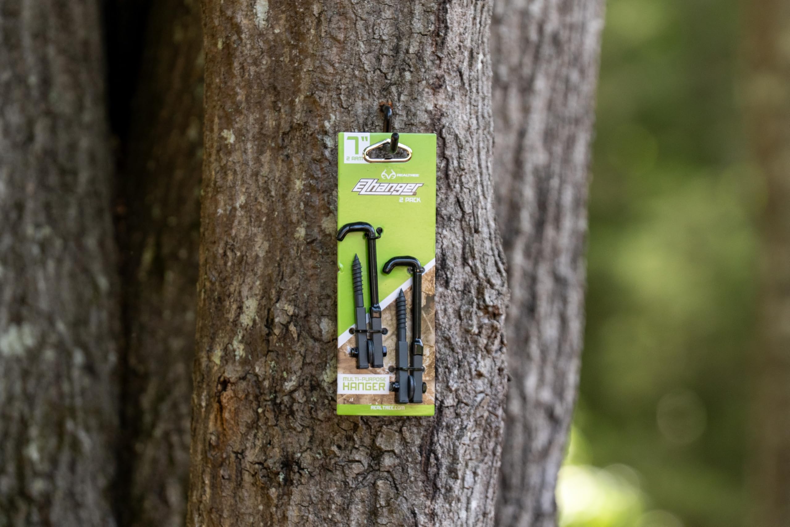 RealTree EZ Hanger 7-Inch Arm extended reach area allowing quick bow access