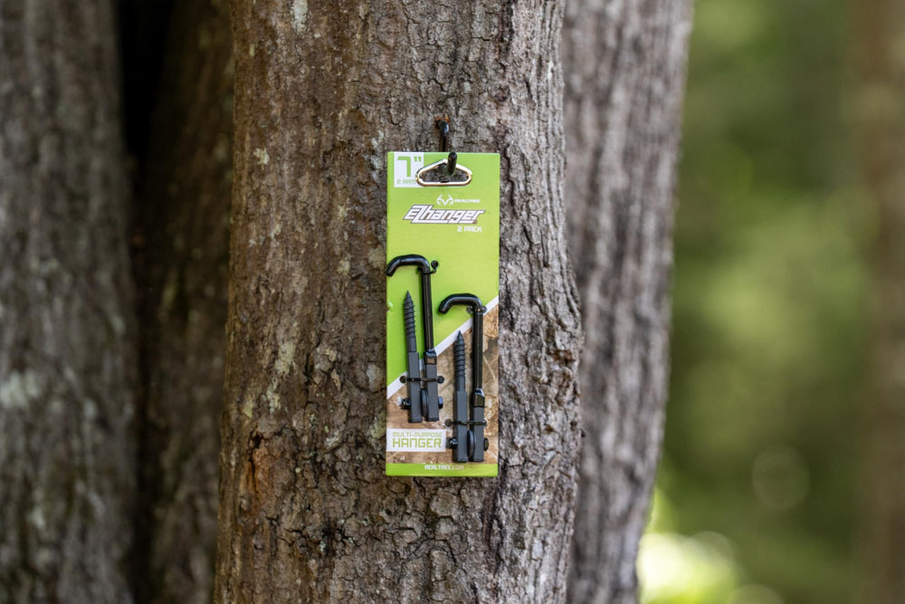 RealTree EZ Hanger 7-Inch Arm extended reach area allowing quick bow access