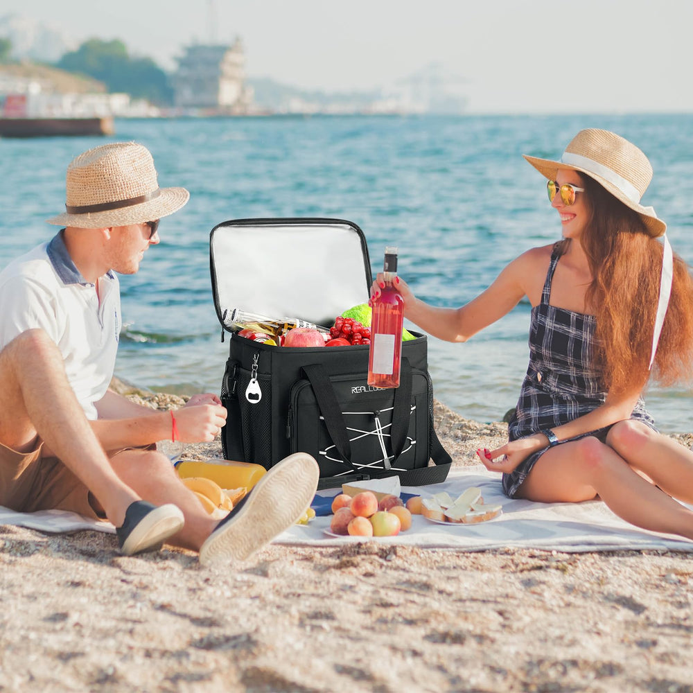 RealCool soft cooler while grocery shopping preserves cold items for later.