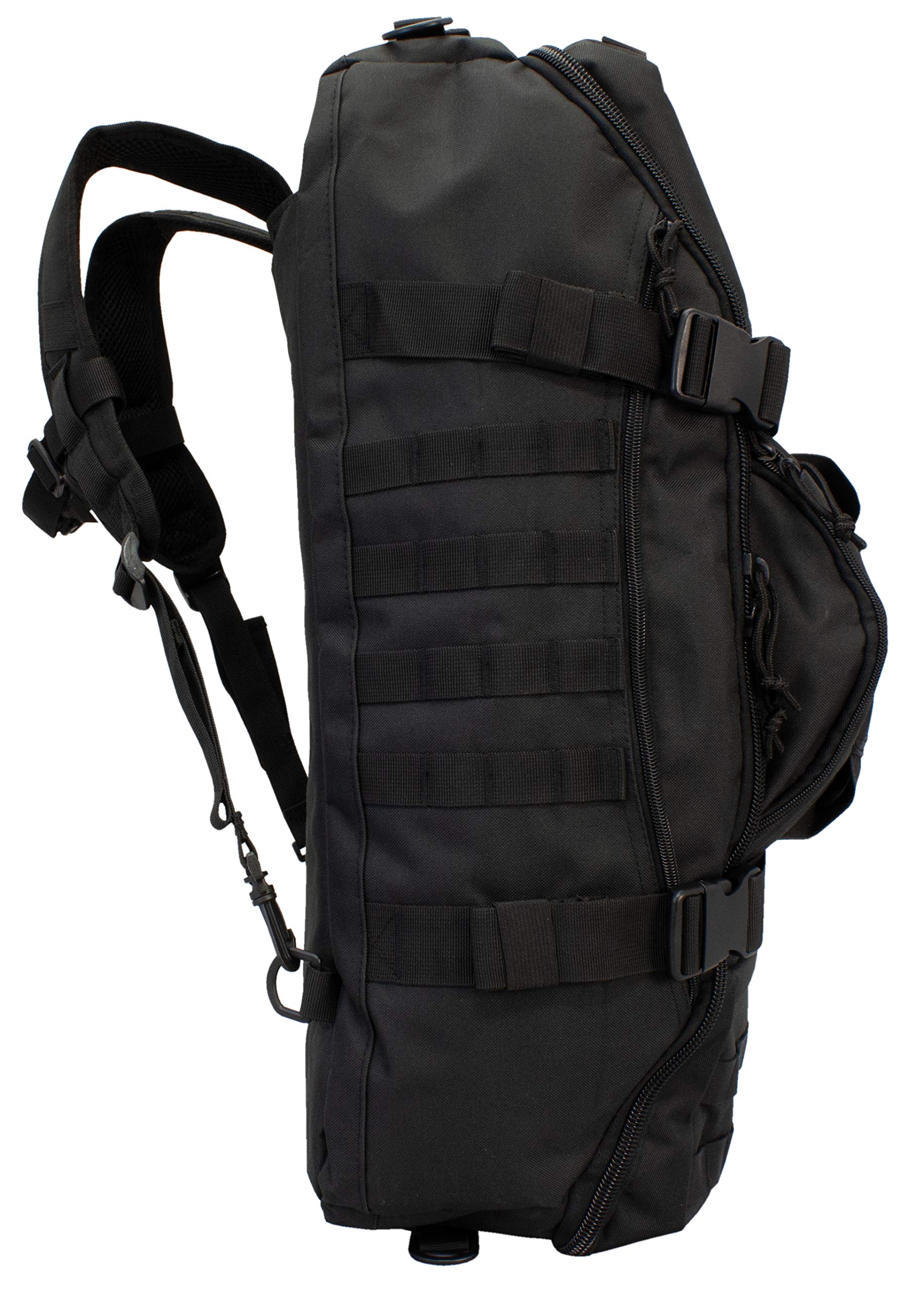 Red Rock Traveler Duffle carry handles offer reliable grip for lifting and transport