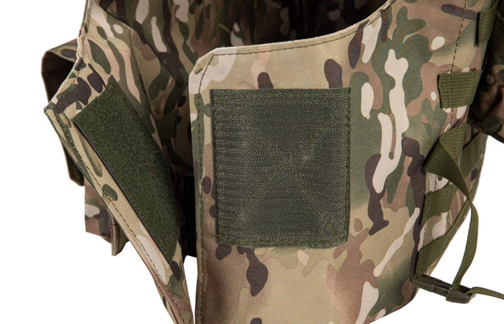 Redemption Tactical vest interior pockets for foam pad storage