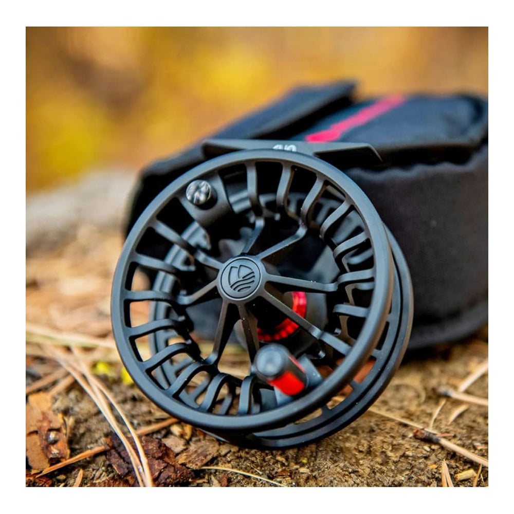 Redington Black 3-4 reel backing capacity diagram communicates ample line storage.