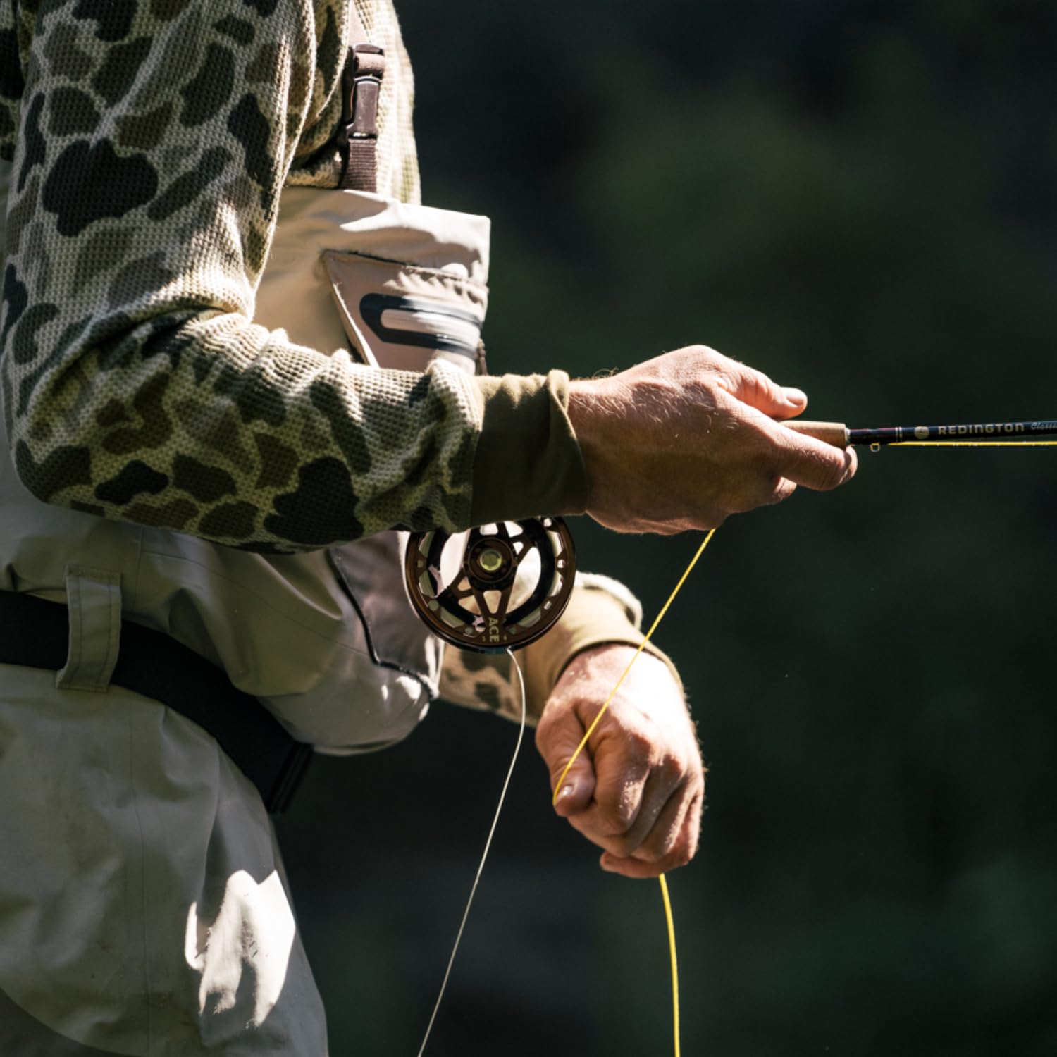 Rosewood reel seat on Redington Classic Trout rod for classic aesthetics and comfort