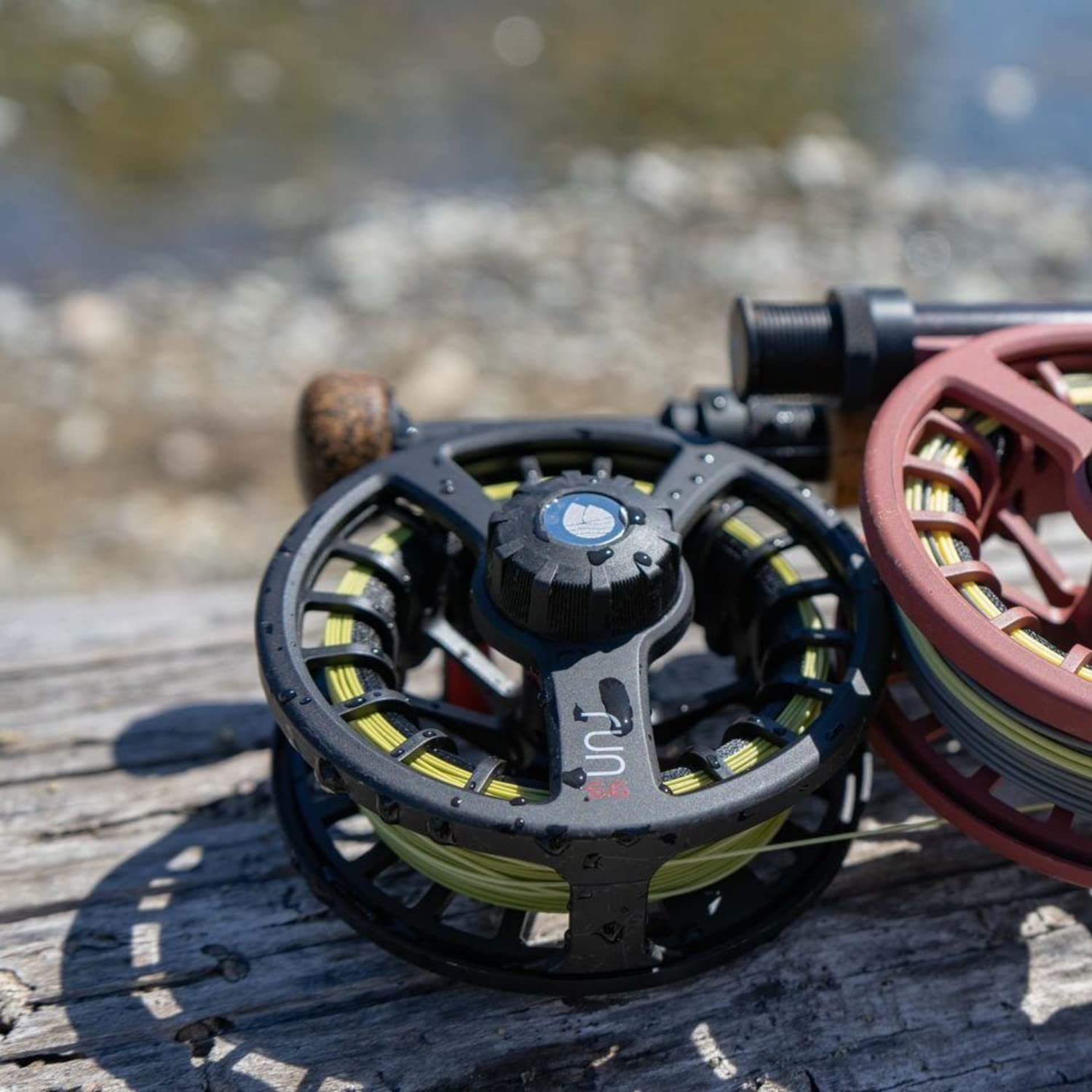 Redington Run fly reel in durable die-cast aluminum with a ported inner barrel.