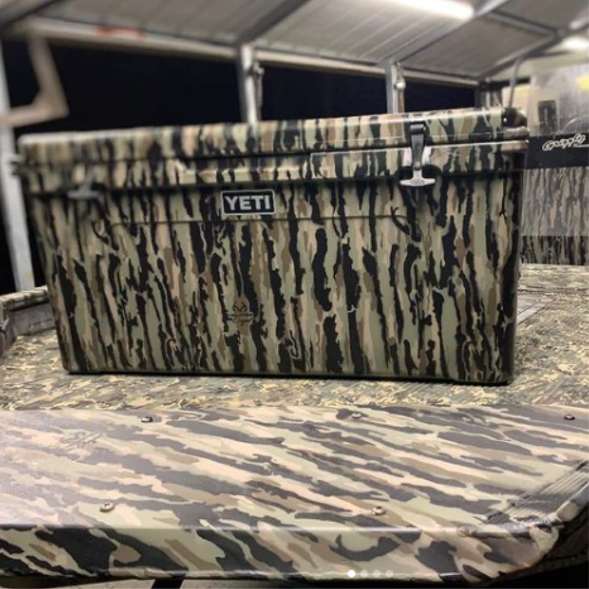 Redleg Camo Realtree Original stencil kit for durable camouflage on boats and gear.