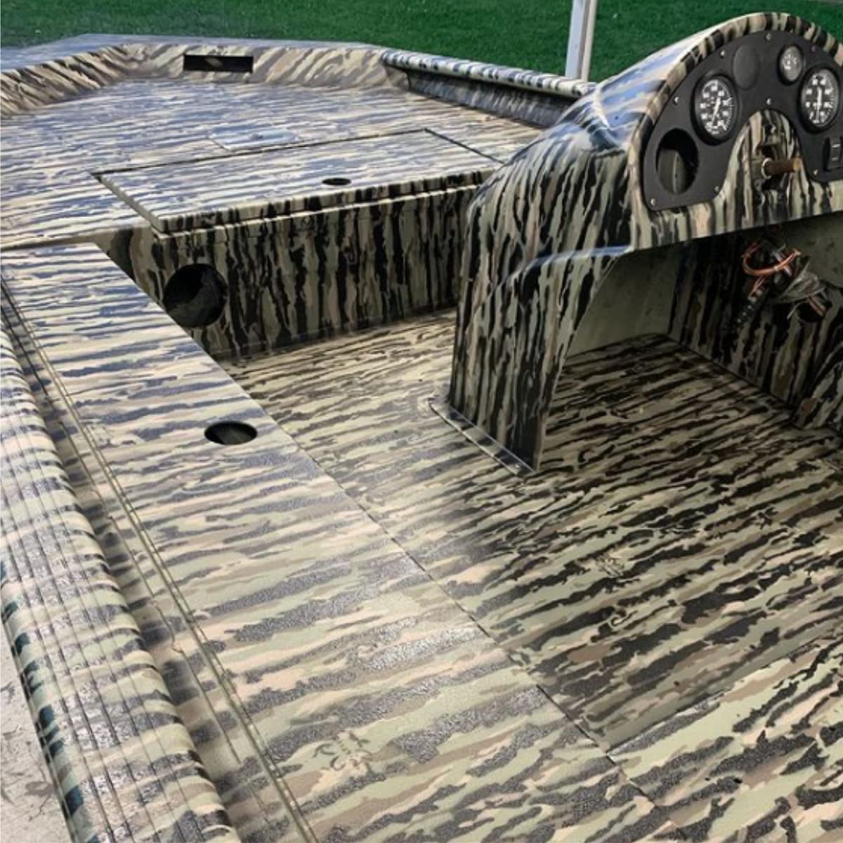 Redleg Camo Realtree Original stencil set helps cover large surfaces with detail.