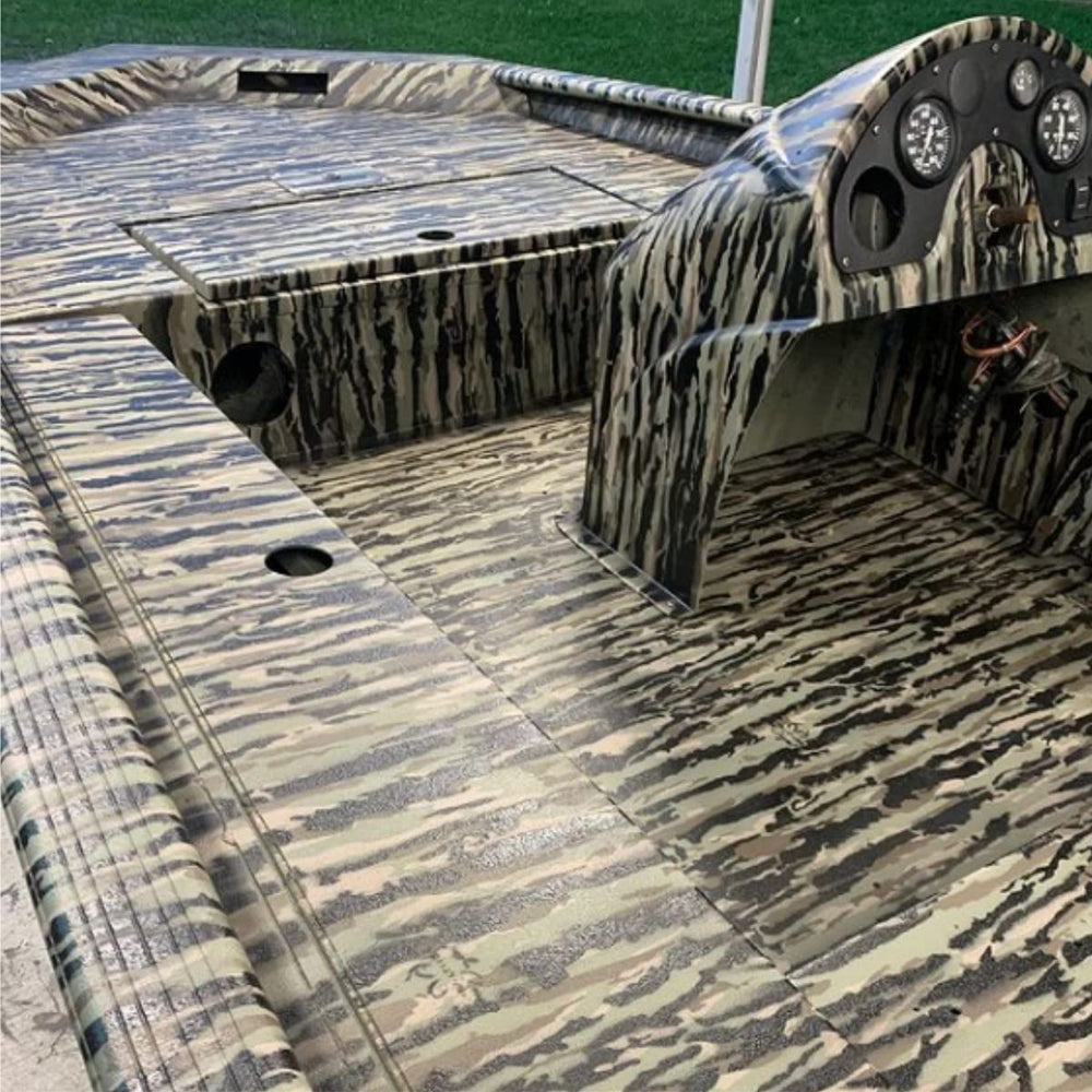 Redleg Camo Realtree Original stencil set helps cover large surfaces with detail.