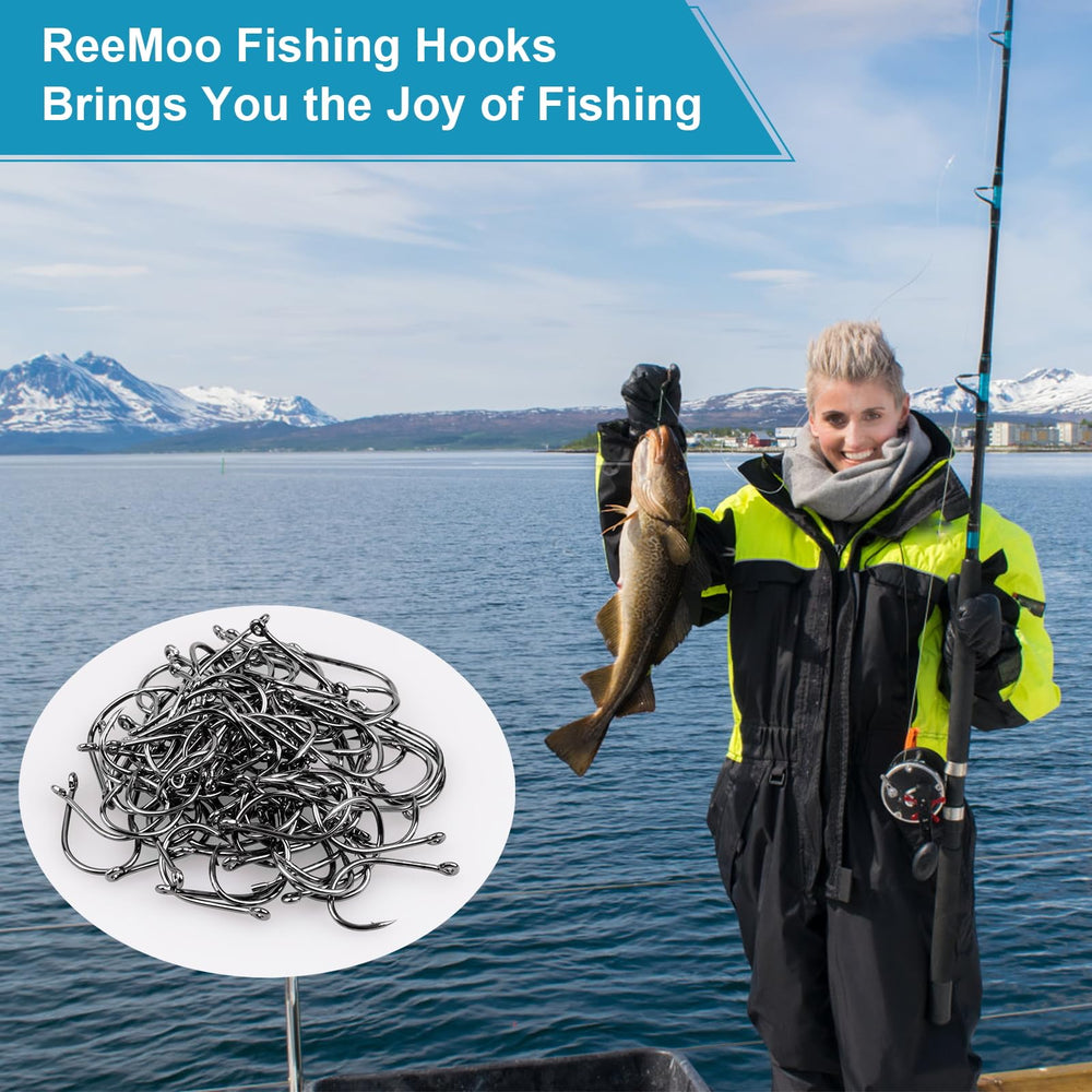 Portable box with ReeMoo fishing hooks ready for travel